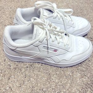 White Reebok shoes size 7.5